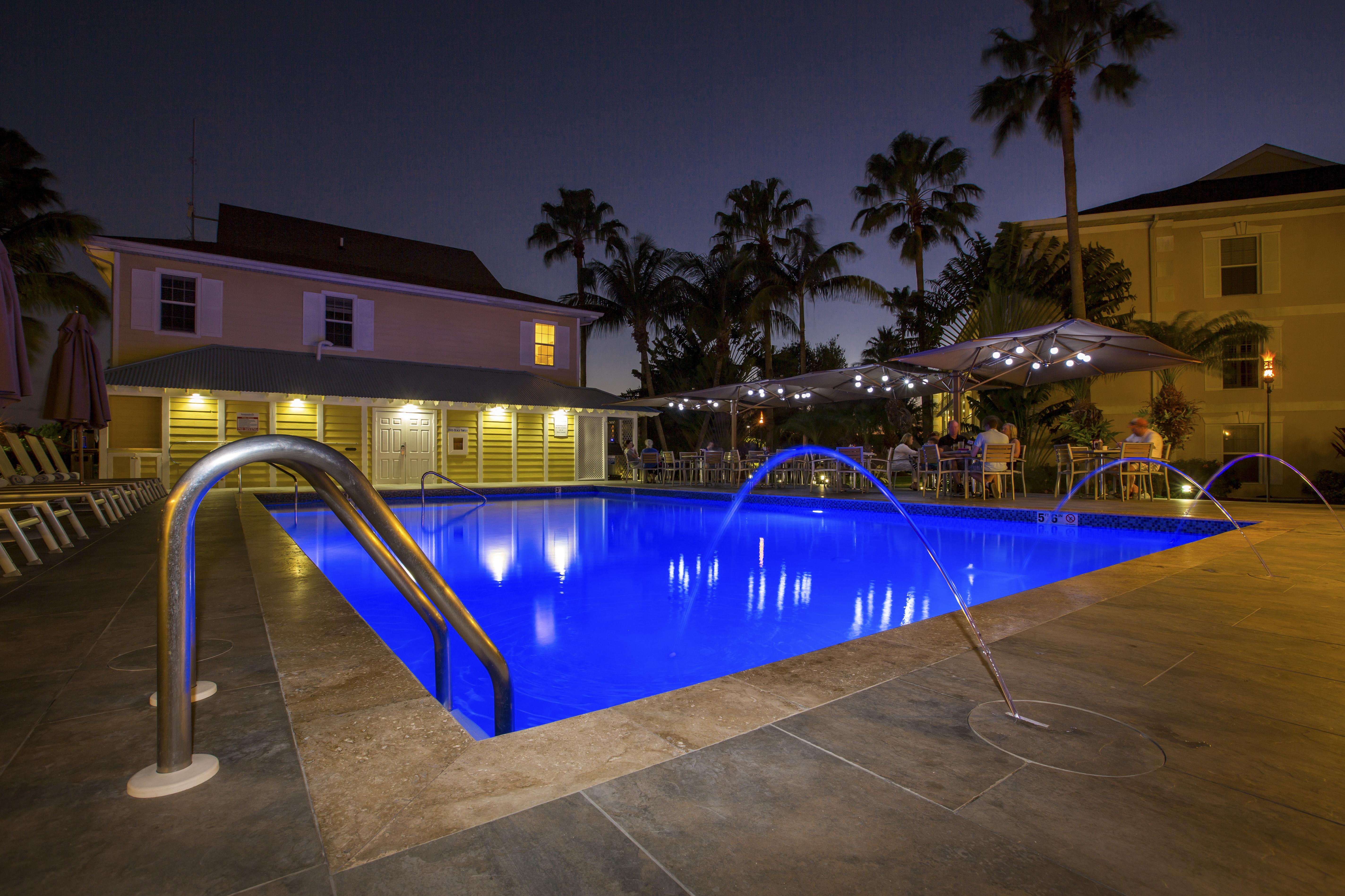 Sunshine Suites Resort West Bay Exterior foto